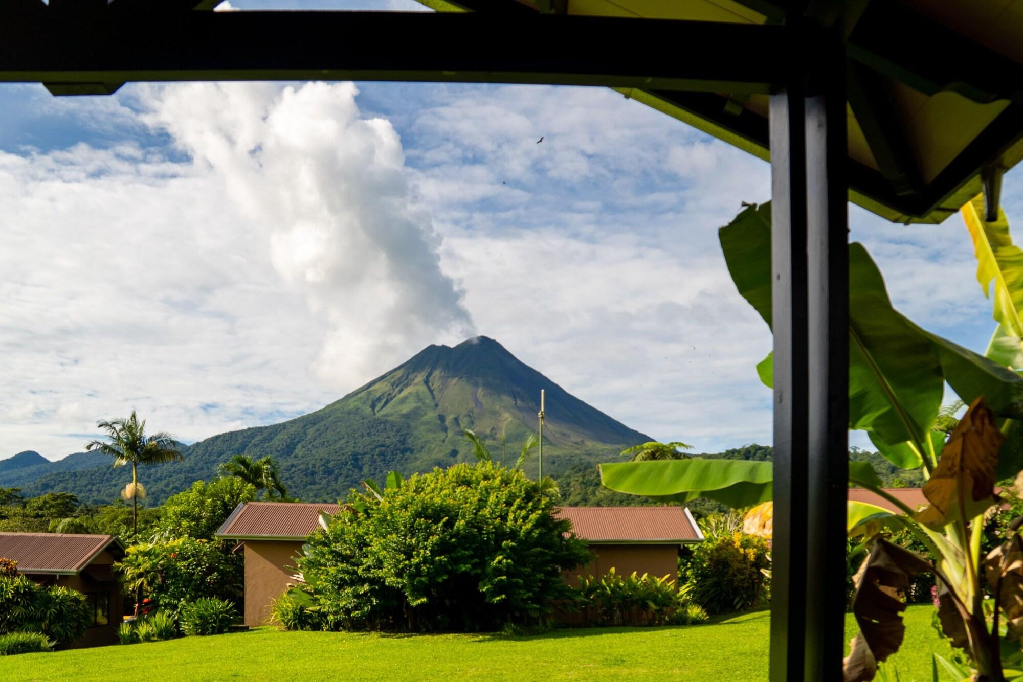 Hotel Arenal Springs Resort & Spa La Fortuna Exterior photo