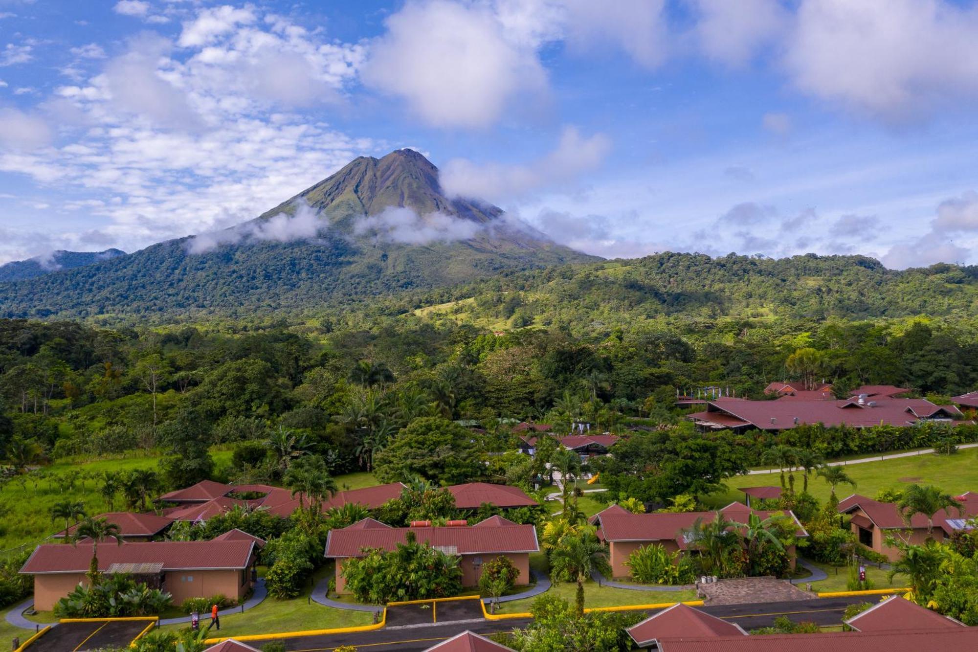 Hotel Arenal Springs Resort & Spa La Fortuna Exterior photo